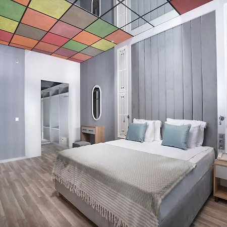 Siam Elegance & Otel 5*